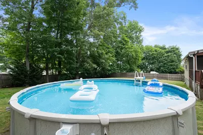 9 Laurel Ln, Bellingham, MA 02019 - Photo 5