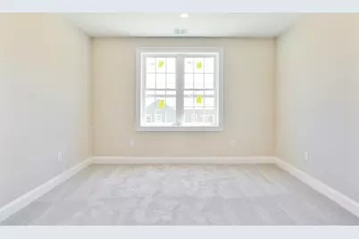 22B Crownshield #22B, Uxbridge, MA 01569 - Photo 17