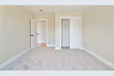22B Crownshield #22B, Uxbridge, MA 01569 - Photo 15