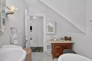 27 Laurel Ave, Oak Bluffs, MA 02557 - Photo 27