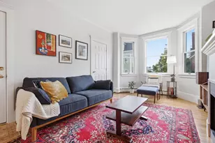 298 Bunker Hill St, Boston, MA 02129 - Photo 5