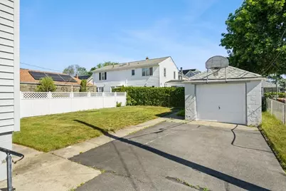 123 Brooklawn St, New Bedford, MA 02745 - Photo 3