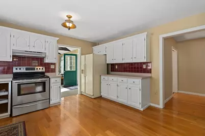 48 Livingston Dr, Plymouth, MA 02360 - Photo 7