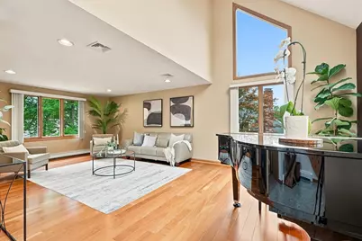 61 Beverly Hill Dr, Shrewsbury, MA 01545 - Photo 5