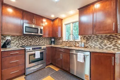 37 Lantern Ln., Sharon, MA 02067 - Photo 5