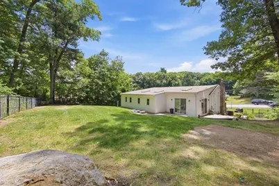 10 Kosmas St, Marlborough, MA 01752 - Photo 27