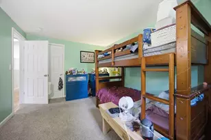 10 Kosmas St, Marlborough, MA 01752 - Photo 13