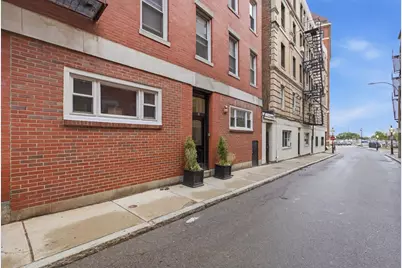 34 Clark St #5, Boston, MA 02109 - Photo 27