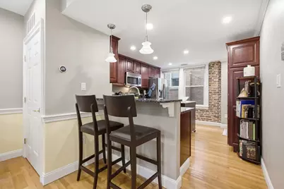 34 Clark St #5, Boston, MA 02109 - Photo 7