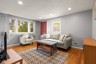 301 Hardy Pond Rd, Waltham, MA 02451 - Photo 5