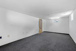 28 N Mountain Ave, Melrose, MA 02176 - Photo 29