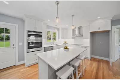 40 Signal Hill Rd, Marshfield, MA 02050 - Photo 1