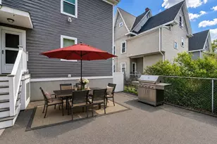 128 Waverly St, Everett, MA 02149 - Photo 15