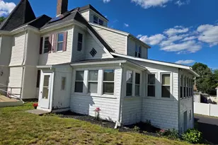 239 Pleasant St, Stoughton, MA 02072 - Photo 5