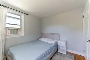 37 Maple Ave, Woburn, MA 01801 - Photo 15