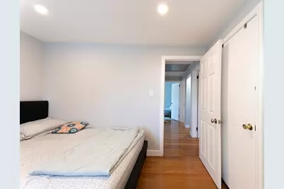 37 Maple Ave, Woburn, MA 01801 - Photo 7