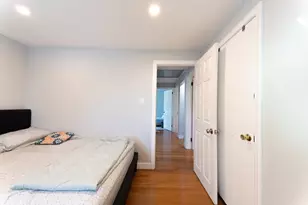 37 Maple Ave, Woburn, MA 01801 - Photo 7