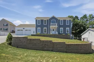 112 Pineland Ave, Worcester, MA 01604 - Photo 1