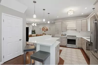 112 Pineland Avenue, Worcester, MA 01604 - Photo 9