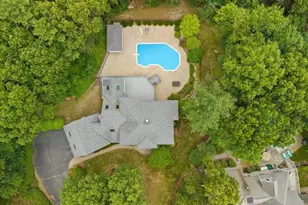 126 Sycamore Rd, Braintree, MA 02184 - Photo 3