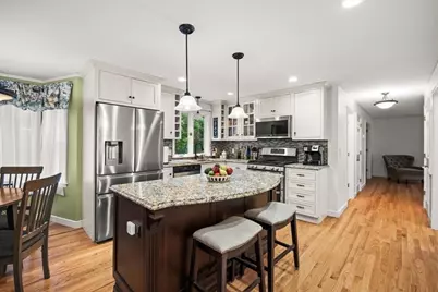 25 Arbor Way, Taunton, MA 02780 - Photo 9