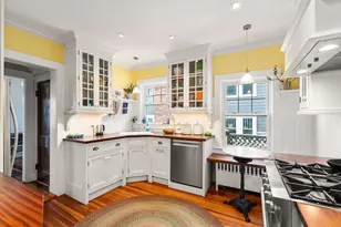 87 Redlands Rd, Boston, MA 02132 - Photo 9