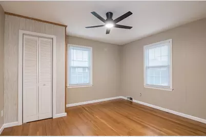 248 Laconia St, Springfield, MA 01129 - Photo 11