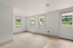6 Newton Pl, Sturbridge, MA 01566 - Photo 31