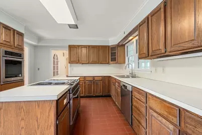 6 Newton Place, Sturbridge, MA 01566 - Photo 15