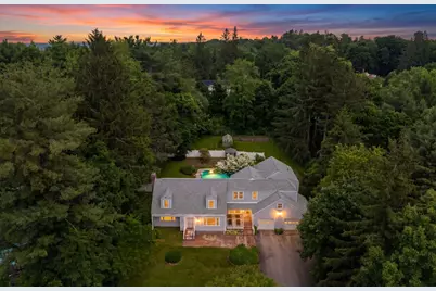 6 Newton Place, Sturbridge, MA 01566 - Photo 1