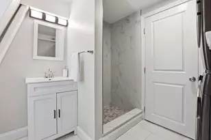 47 Newtonville Ave, Newton, MA 02458 - Photo 9