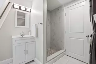 47 Newtonville Ave, Newton, MA 02458 - Photo 9