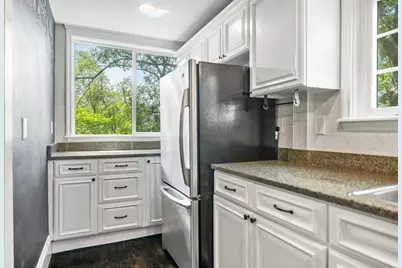 98 Rock Glen Rd, Medford, MA 02155 - Photo 9