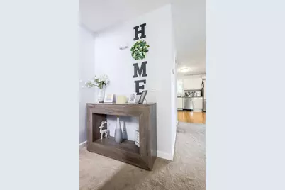 22B Bancroft St #B, Worcester, MA 01610 - Photo 3