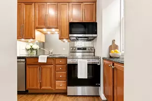 135 Marlborough St, Boston, MA 02116 - Photo 3