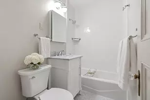 135 Marlborough St, Boston, MA 02116 - Photo 5