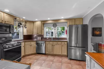 229 Fulton St, Medford, MA 02155 - Photo 7