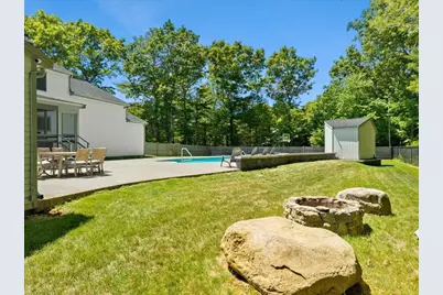 6 Thoreau Dr, Easton, MA 02375 - Photo 9