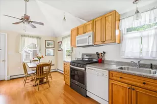 26 Hillside Ave, Halifax, MA 02338 - Photo 11