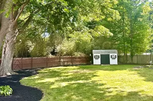 96 Ash St, Danvers, MA 01923 - Photo 3
