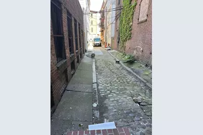 129 N Washington St #1, Boston, MA 02114 - Photo 17