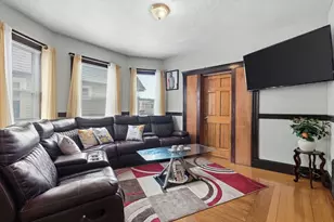 196-196A Hamilton St, Boston, MA 02122 - Photo 19