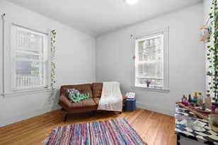 196-196A Hamilton St, Boston, MA 02122 - Photo 17