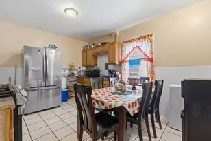 196-196A Hamilton St, Boston, MA 02122 - Photo 21