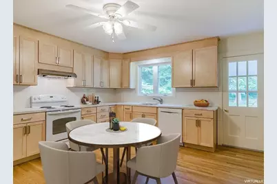 303 Mill Street #303, Belmont, MA 02478 - Photo 5