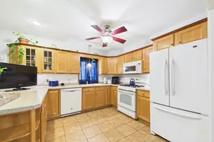 551 Union St, New Bedford, MA 02740 - Photo 11
