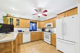 551 Union St, New Bedford, MA 02740 - Photo 11