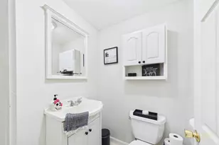 551 Union St, New Bedford, MA 02740 - Photo 17