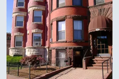 924 Beacon Street #6, Boston, MA 02215 - Photo 5