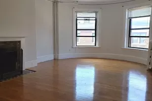 924 Beacon St, Boston, MA 02215 - Photo 11